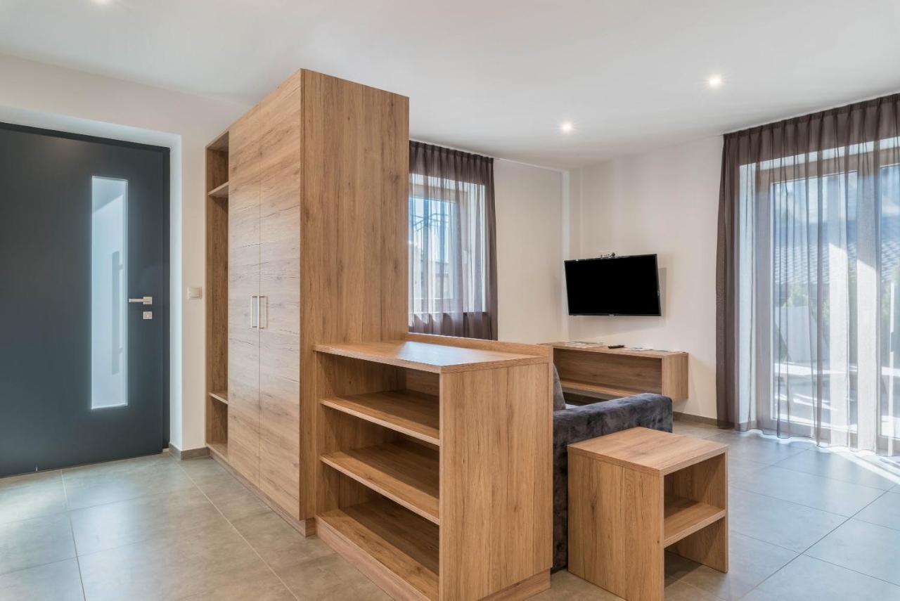 Aster Moments Apt Max San Genesio Atesino Exterior photo